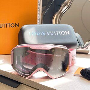 Louis Vuitton Ski Goggles with Monogram